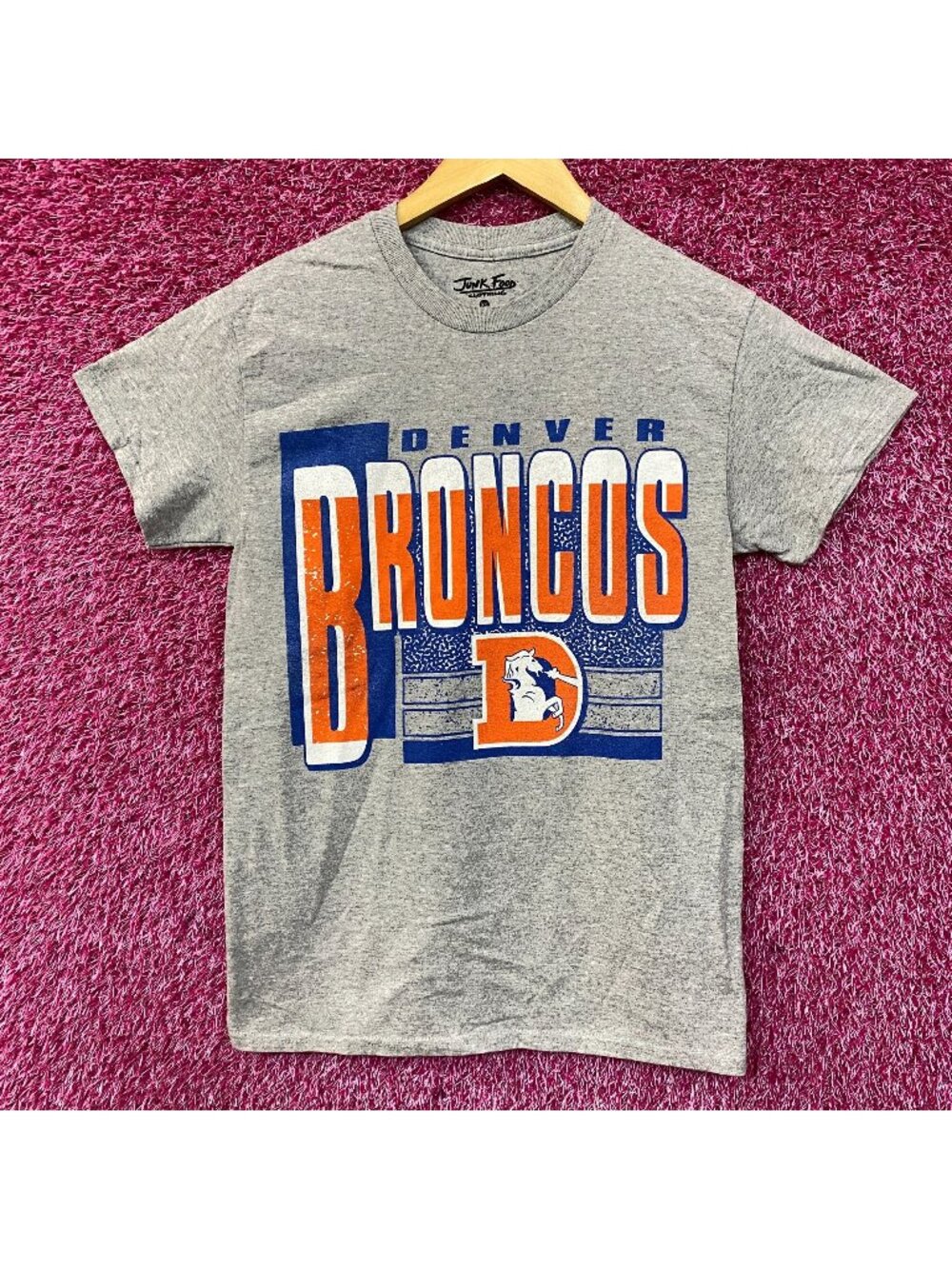 Junk Food Clothing Denver Broncos Complete T-Shirt XS
